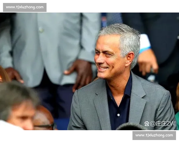 土媒:费内巴切正式接触皇马老将,穆里尼奥锁定巴斯克斯 土媒:费内巴切正式接触皇马老将,穆里尼奥锁定巴斯克斯